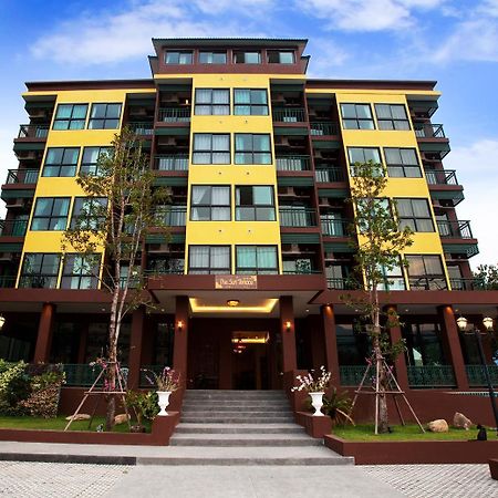 The Sun Terrace Hotel Chiang Mai Bagian luar foto