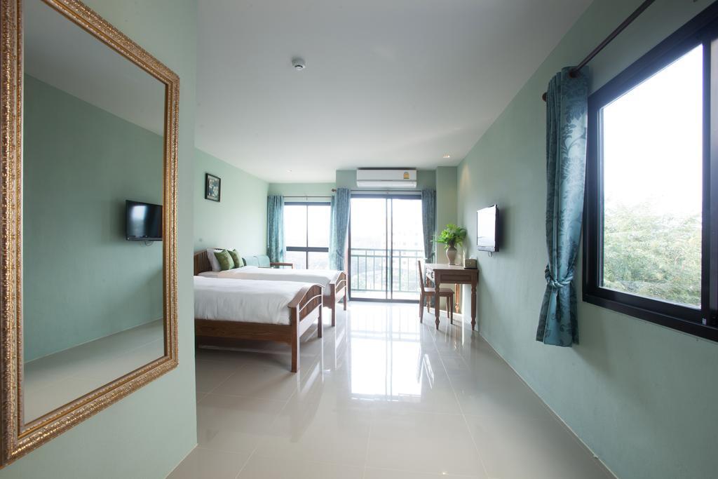 The Sun Terrace Hotel Chiang Mai Bagian luar foto