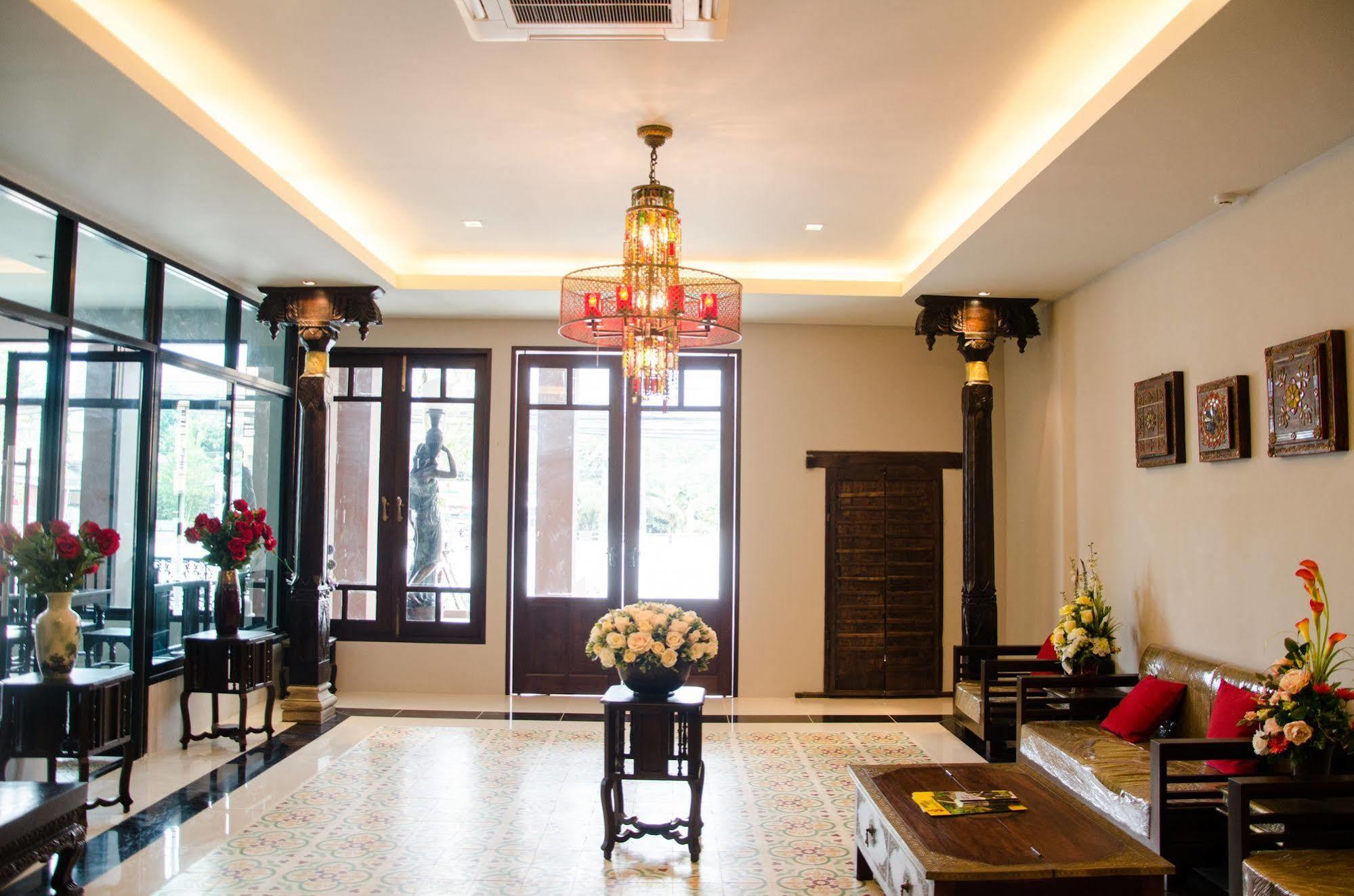 The Sun Terrace Hotel Chiang Mai Bagian luar foto